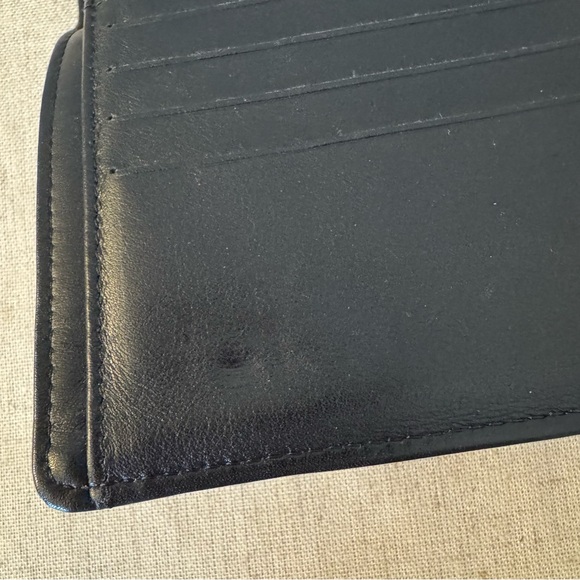 Chanel Sevruga Brilliant CC Black Leather Trifold Wallet - Picture 14 of 16